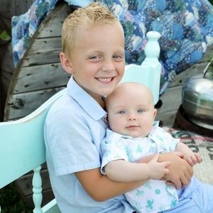 Meet your Posher, Caitlin